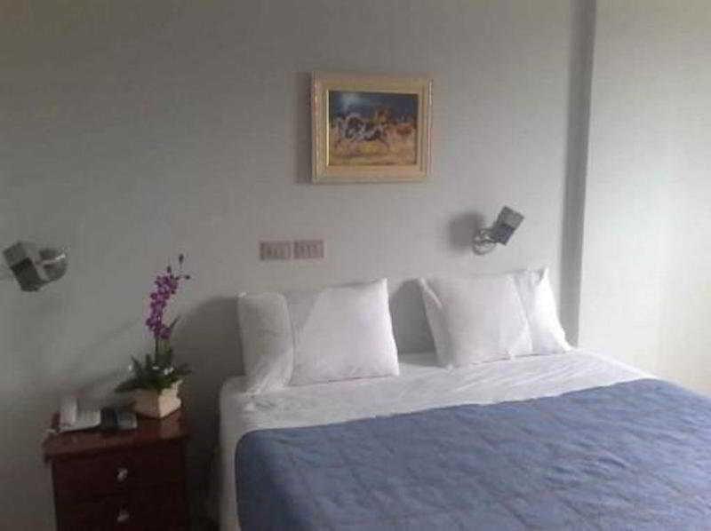 Acropolis Marina Hotel アングラドスレイス エクステリア 写真
